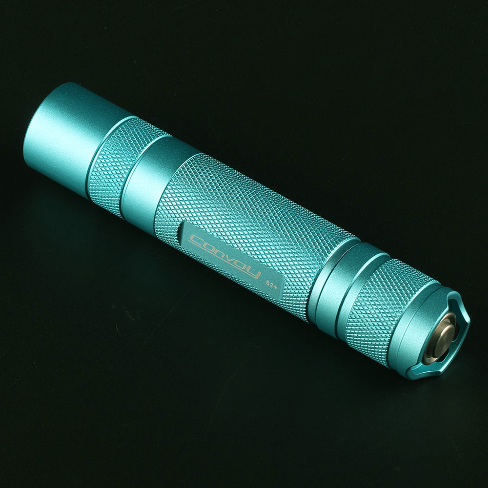 แสงสีแดงขบวน S2บวกกับ SST-20-D - Outdoor Power Plus บทวิจารณ์และราคา